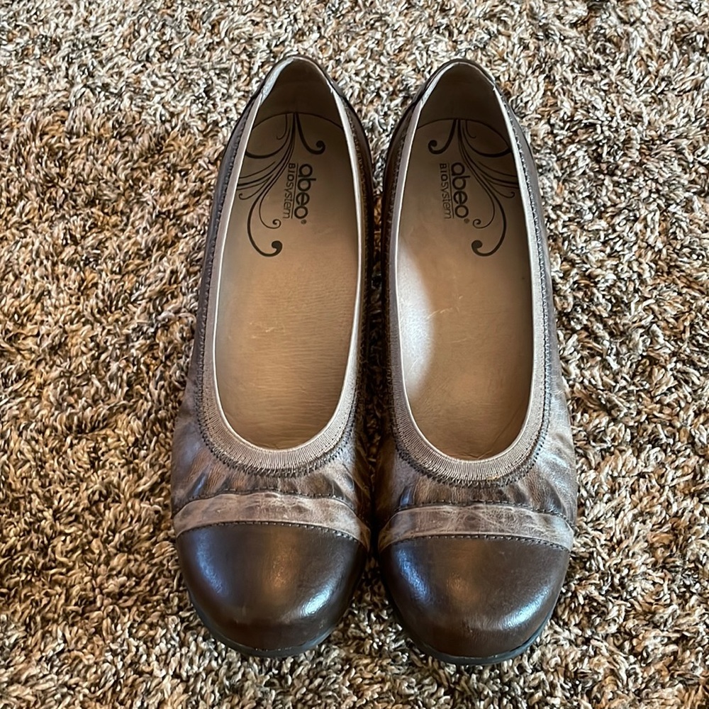 Abeo Mia Metatarsal Brown pumps size 8.5